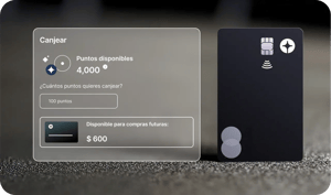 Tarjeta Clara junto a pantalla digital mostrando puntos acumulados y su equivalencia en descuentos disponibles para compras futuras